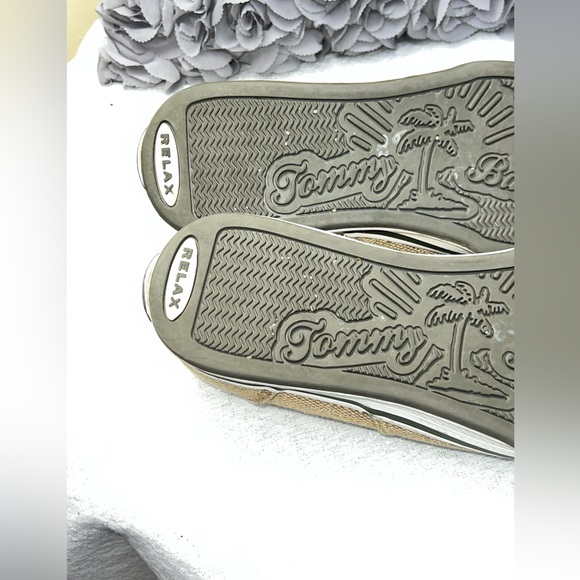 Summer Tommy Bahama L’attitude Canvas Sneakers Shoes 10.5 - Picture 8 of 10